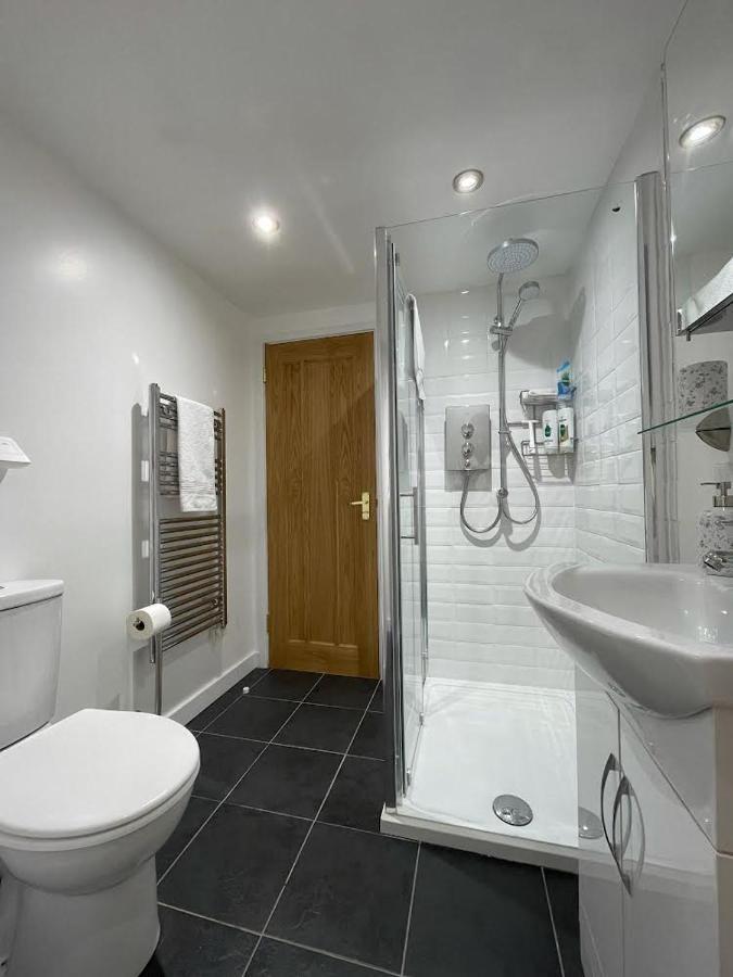 Lovely Ground Floor Apartment In Quiet Village 엑서터 외부 사진